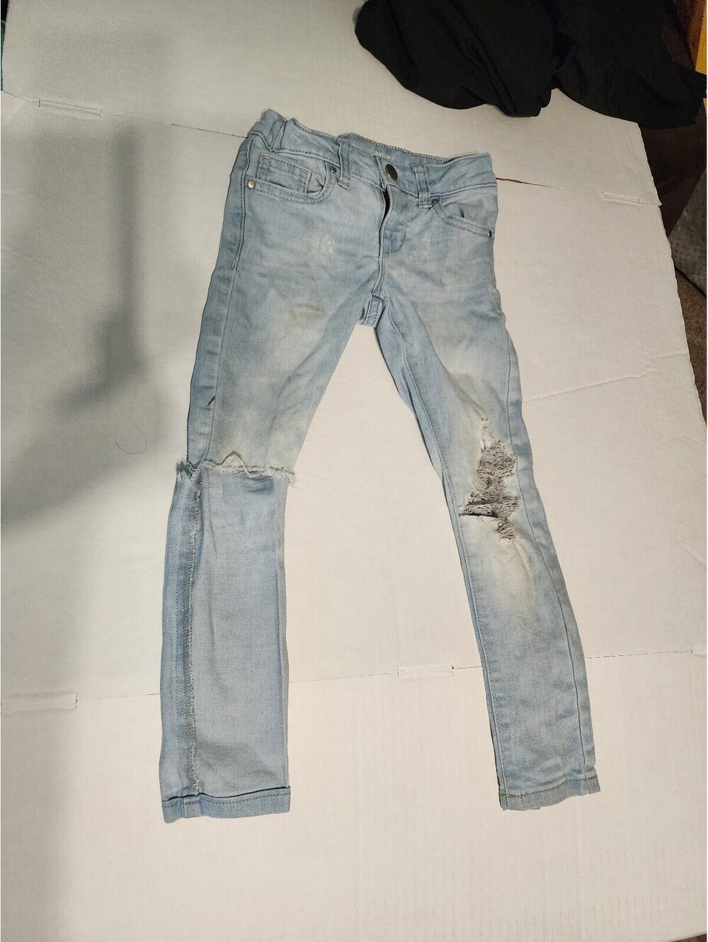 Light Blue Skinny Jeans Distressed design